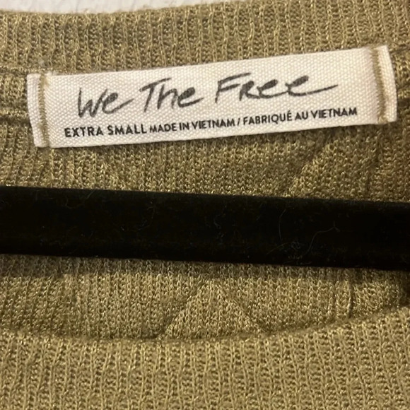 We the Free Snowy Thermal top in Sunstone size XS - Picture 5 of 15